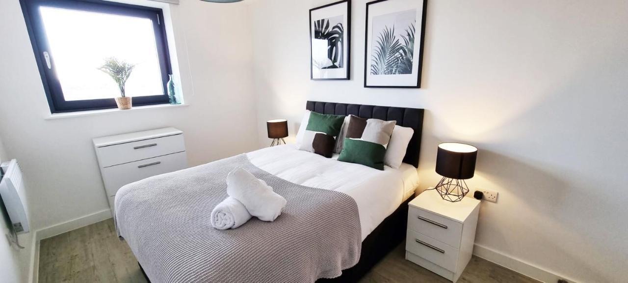 2 Bedroom Penthouse Манчестер Экстерьер фото